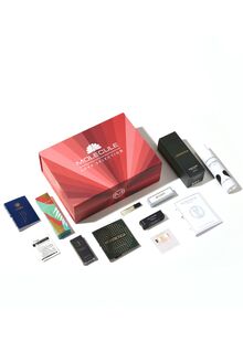 Парфюмерно-косметический набор LOVE SELECTION BOX
